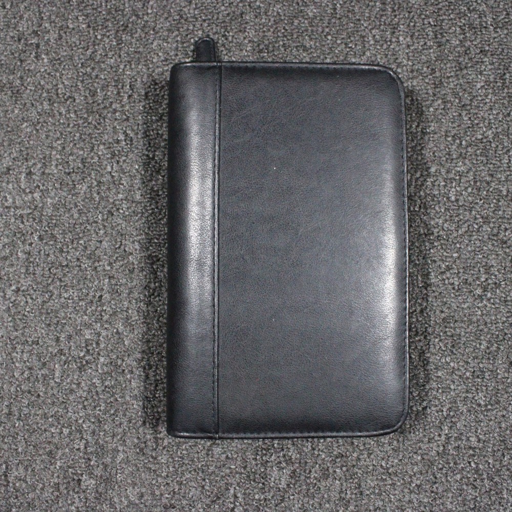 Day-Timer Navigator Planner Organizer Black Leather 6-Ring Zipper Binder Exc
